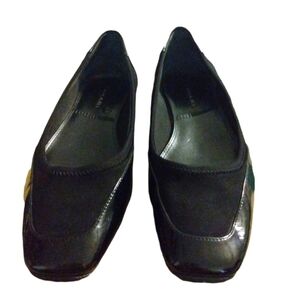 Tahari Chester Black Patent Leather Flats Size 7M